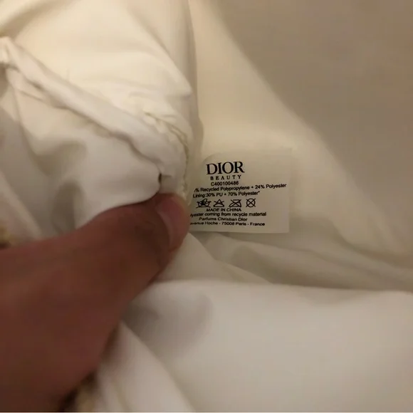 New Dior beauty pouch case read - reworked - Picture 10 of 13